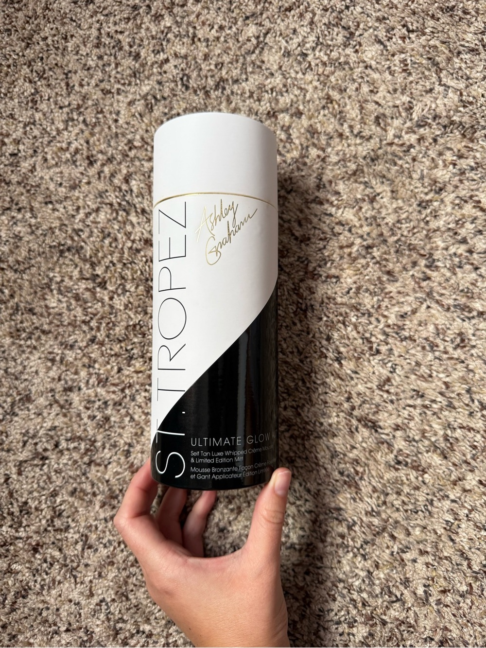 St. Tropez & Ashley Graham Collab Self Tan Mousse and Mitt
